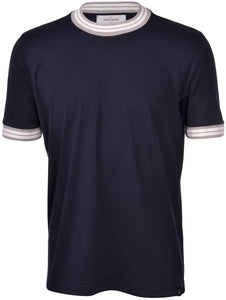 T shirt with contrast crew neck v2